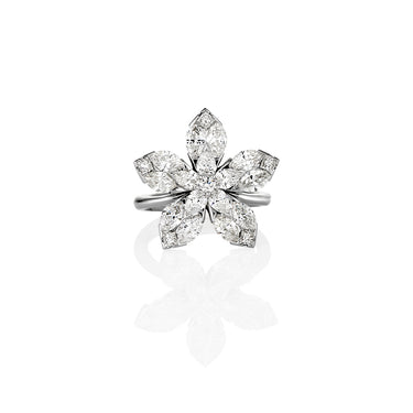 18CT WHITE GOLD DIAMOND FLOWER RING