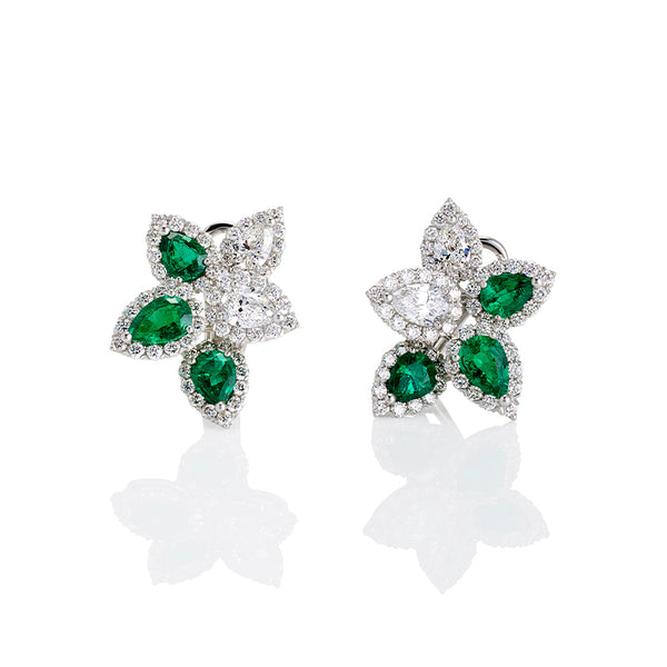 18CT WHITE GOLD EMERALD AND DIAMOND EARRINGS (Image 1)