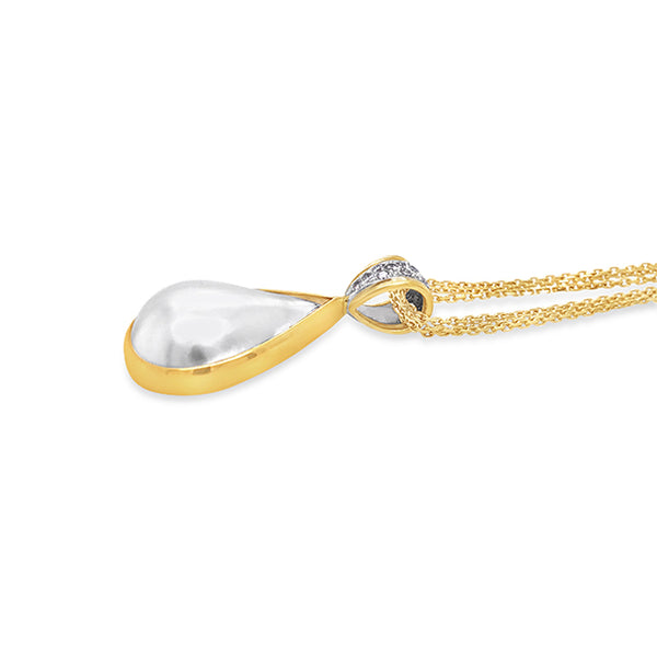 18CT YELLOW GOLD AND WHITE GOLD MABE PEARL AND DIAMOND PENDANT (Image 2)