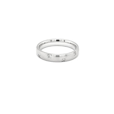 18CT WHITE GOLD DIAMOND SET RING