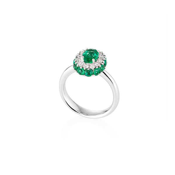 NEW ITALIAN ART 18CT WHITE GOLD EMERALD AND DIAMOND RING (Image 3)