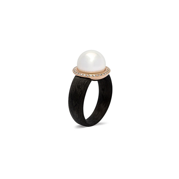 KAILIS 'MOONLIGHT' 18CT ROSE GOLD SOUTH SEA PEARL, CARBON FIBRE AND DIAMOND RING (Image 2)