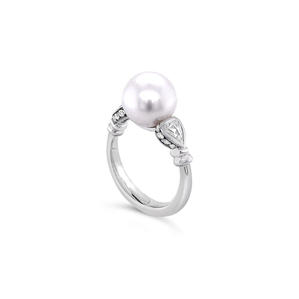 KAILIS 18CT WHITE GOLD 'BLACK ELIXIR' SOUTH SEA PEARL AND DIAMOND RING (Image 2)