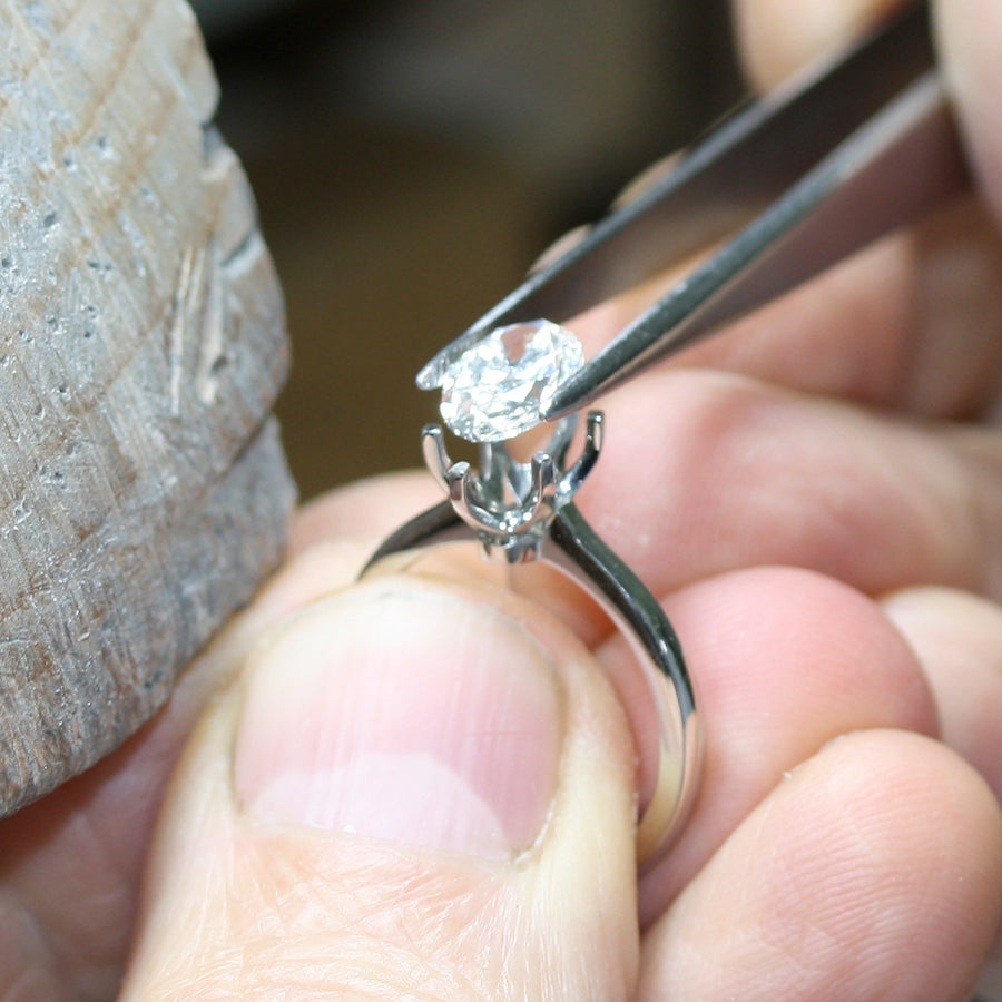 YOUR VISION, OUR MASTERY: BESPOKE JEWELLERY - FEBRUARY 2025 NEWS