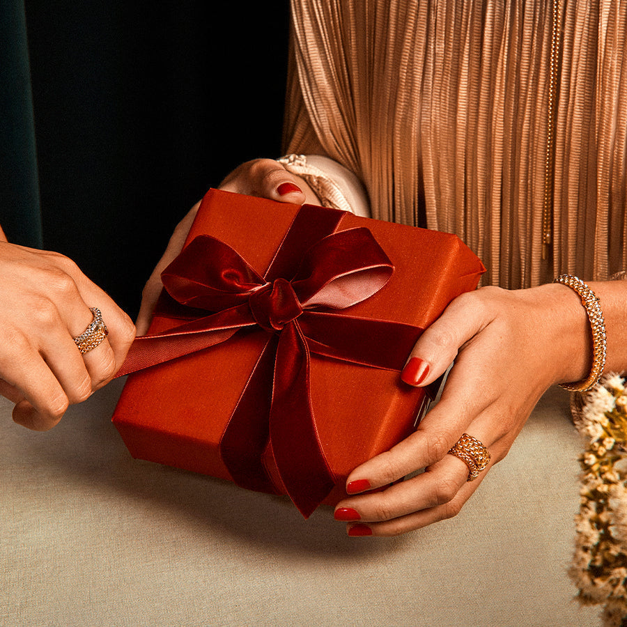 OUR HOLIDAY JEWELLERY GIFT GUIDE - NOVEMBER 2025 NEWS