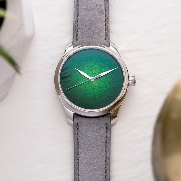 H. MOSER & CIE. ENDEAVOUR CENTRE SECONDS CONCEPT LIME GREEN (Image 2)