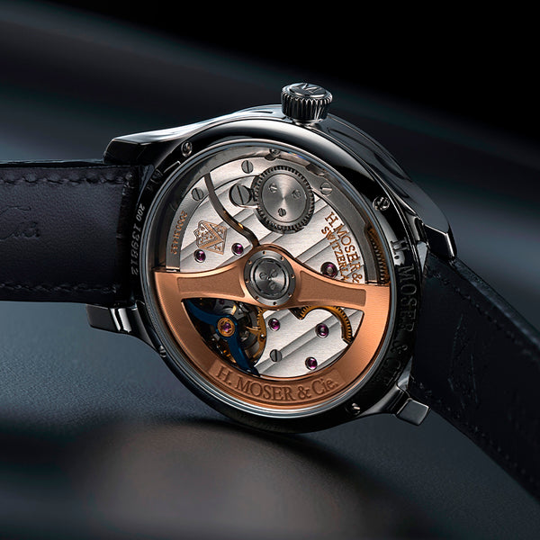 H. MOSER & CIE. ENDEAVOUR CENTRE SECONDS BLUE LAGOON (Image 3)