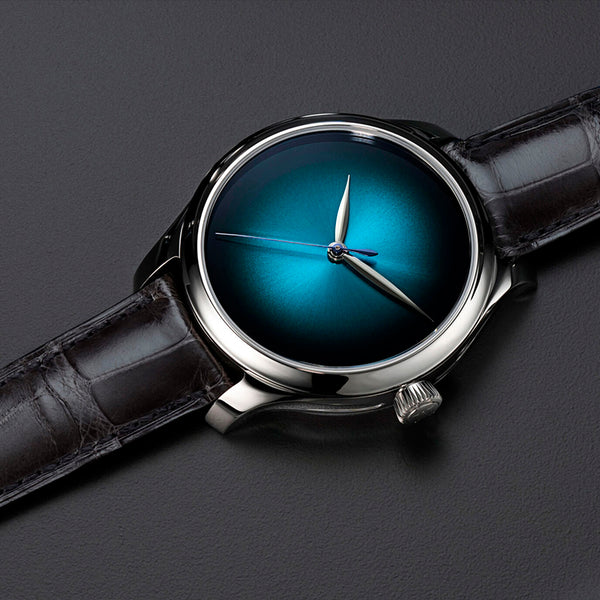 H. MOSER & CIE. ENDEAVOUR CENTRE SECONDS BLUE LAGOON (Image 5)