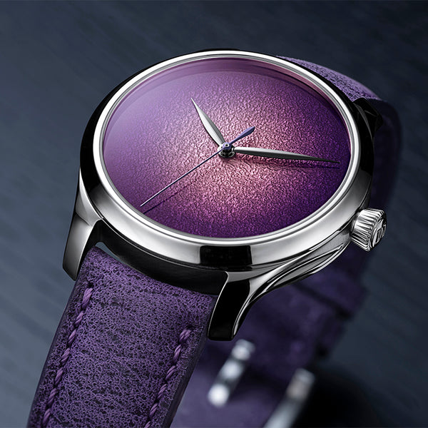 H. MOSER & CIE. ENDEAVOUR CENTRE SECONDS CONCEPT PURPLE ENAMEL (Image 2)