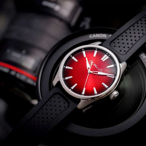 H. MOSER & CIE. PIONEER CENTRE SECONDS SWISS MAD RED (Image 3)