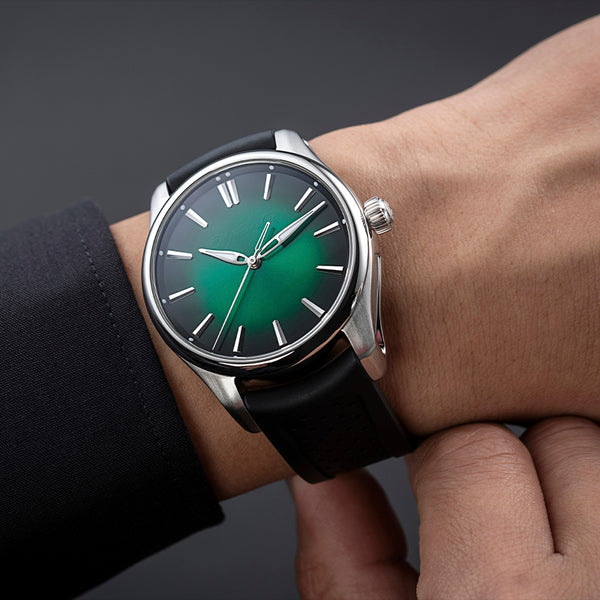 H. MOSER & CIE. PIONEER CENTRE SECONDS COSMIC GREEN (Image 5)