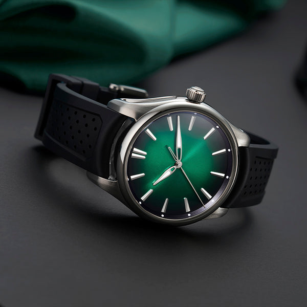 H. MOSER & CIE. PIONEER CENTRE SECONDS COSMIC GREEN (Image 4)