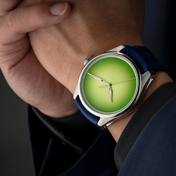 H. MOSER & CIE. PIONEER CENTRE SECONDS CONCEPT CITRUS GREEN (Image 5)