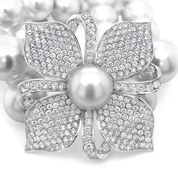 BESPOKE 'FRANGIPANI' PEARL AND DIAMOND BRACELET (Image 3)