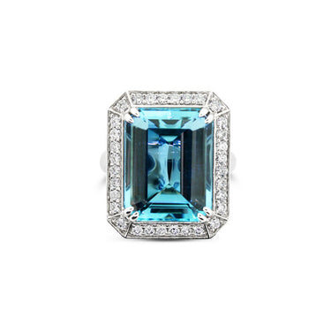 18CT WHITE GOLD EMERALD CUT AQUAMARINE AND DIAMOND RING