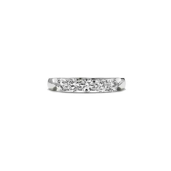 HEARTS ON FIRE 'FIVE STONE' 18CT WHITE GOLD DIAMOND BAND (Image 1)
