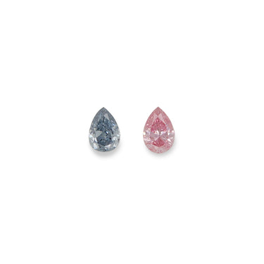 0.15CT = 2 X FANCY INTENSE PINK-FANCY INTENSE GREYISH BLUE/VS2 PEAR SHAPED ARGYLE PINK DIAMONDS - IGI COLLECTORS EDITION