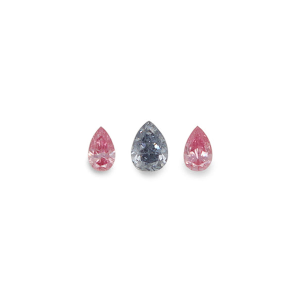 0.22CT = 3 X FANCY INTENSE PINK (X2)-FANCY INTENSE BLUEISH GREY/SI1 PEAR SHAPED ARGYLE PINK DIAMONDS - IGI COLLECTORS EDITION (Image 1)