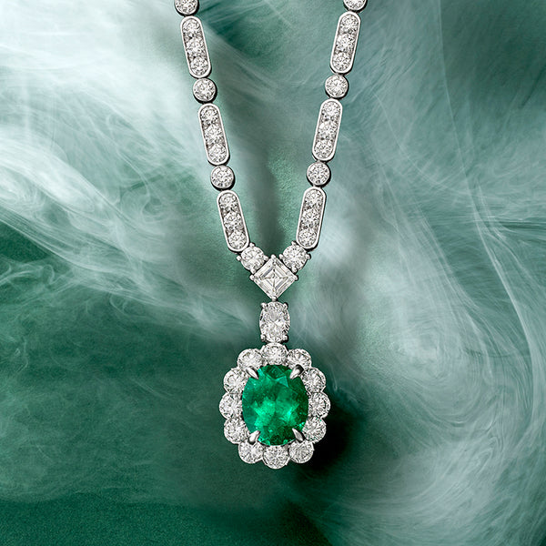 PLATINUM & 18CT WHITE GOLD 2.80CT COLOMBIAN EMERALD & DIAMOND NECKLACE (Image 3)