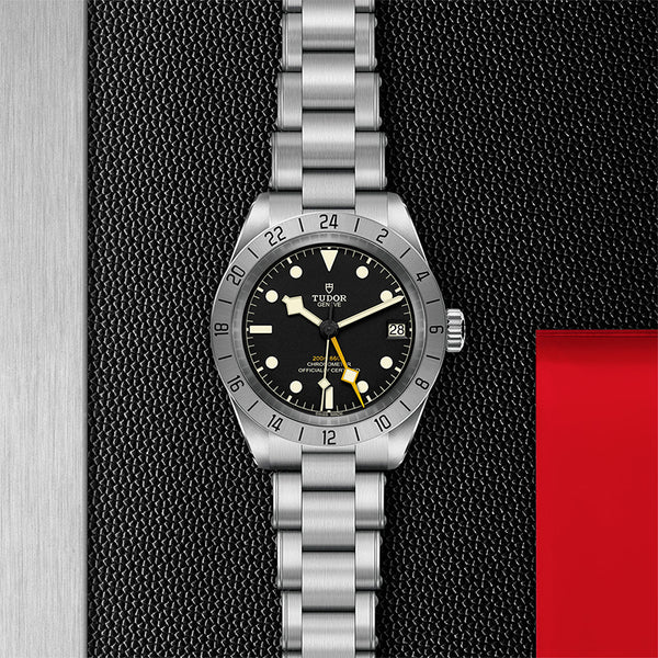 TUDOR BLACK BAY PRO 39MM (Image 2)