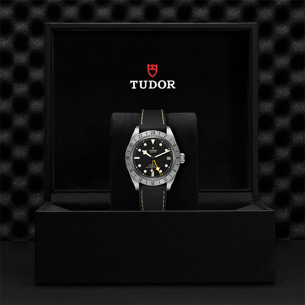 TUDOR BLACK BAY PRO 39MM (Image 3)