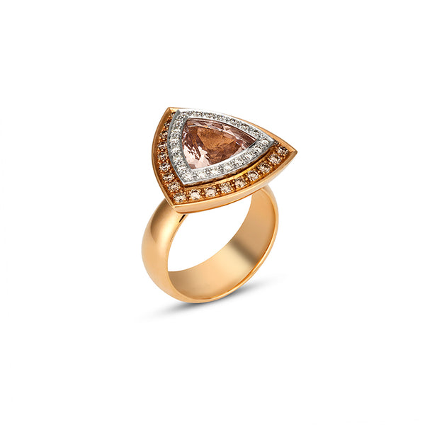 JORG HEINZ TRILLIANT CUT MORGANITE AND DIAMOND RING (Image 2)