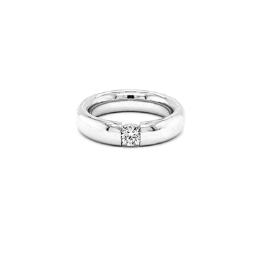 18CT WHITE GOLD DIAMOND SET RING