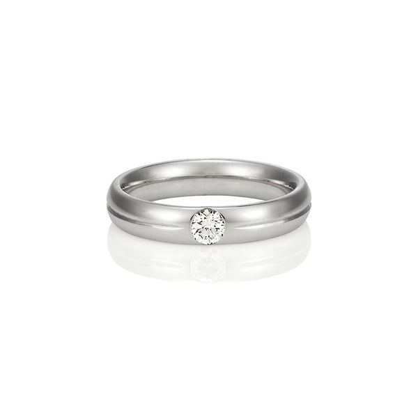 18CT WHITE GOLD DIAMOND SET BAND (Image 1)