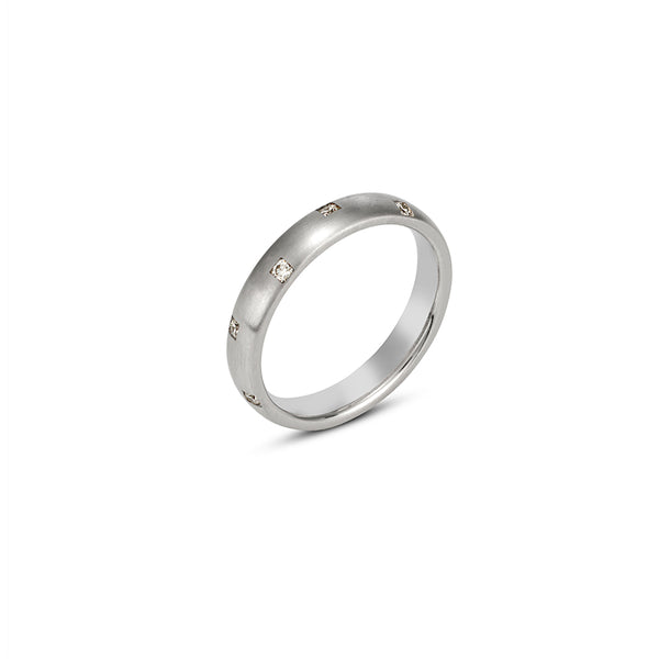 18CT WHITE GOLD DIAMOND SET RING (Image 2)