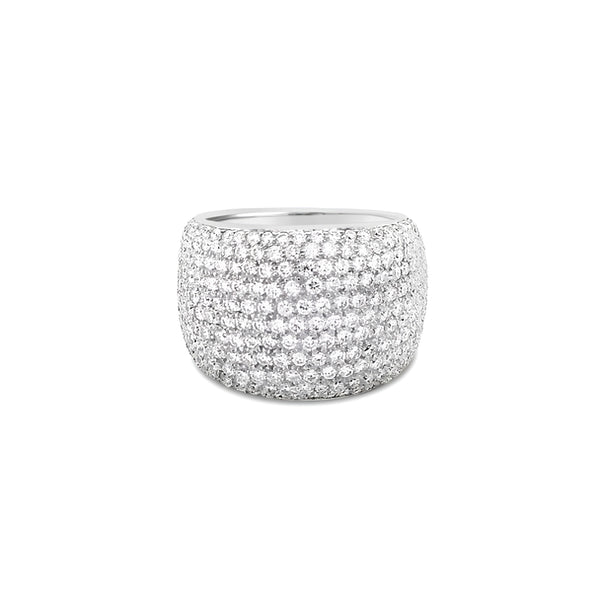 18CT WHITE GOLD LARGE PAVE DIAMOND RING (Image 1)