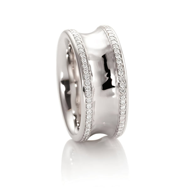 STOCKERT 18CT WHITE GOLD DIAMOND HAMMERTONE RING (Image 1)