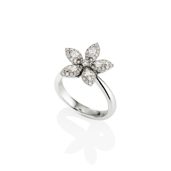 18CT WHITE GOLD DIAMOND FLOWER RING (Image 2)