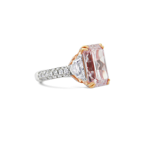 7.52CT FAINT PINK DIAMOND RING IN PLATINUM AND 18CT ROSE GOLD (Image 2)