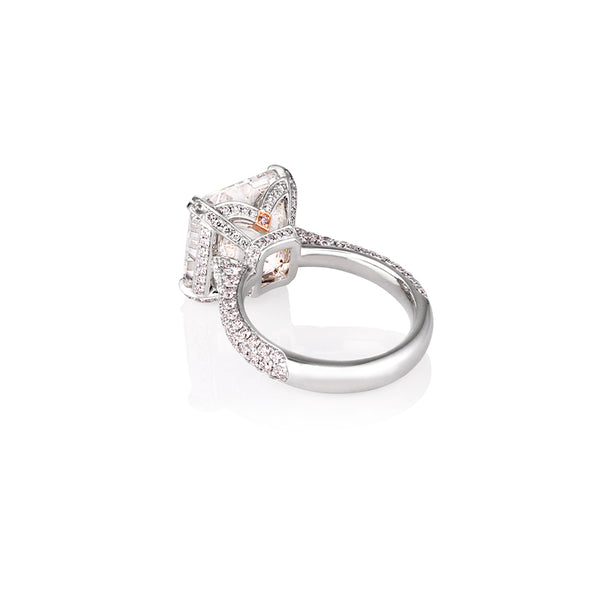 10.04CT SQUARE EMERALD CUT DIAMOND RING (Image 2)