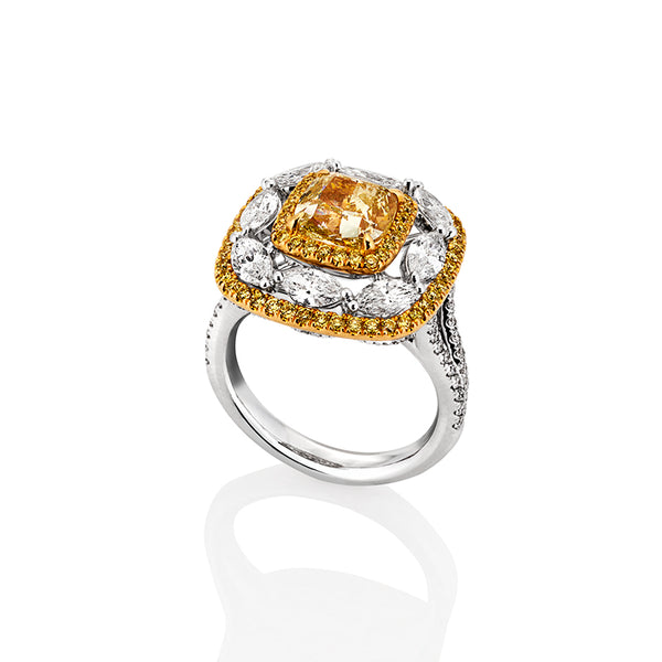2.52CT YELLOW DIAMOND RING (Image 2)