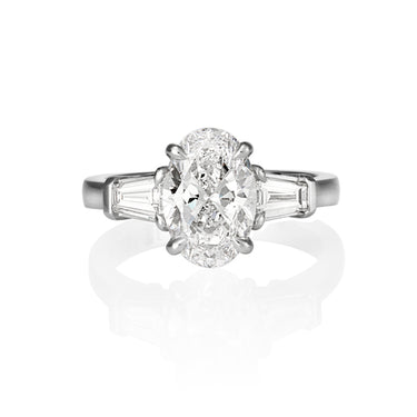 PLATINUM 2.20CT OVAL DIAMOND RING