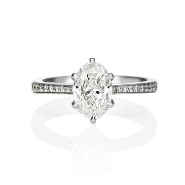 PLATINUM 1.51CT OVAL DIAMOND RING