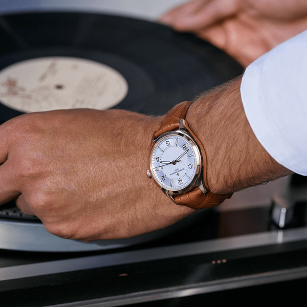 VACHERON CONSTANTIN FIFTYSIX SELF-WINDING (Image 3)