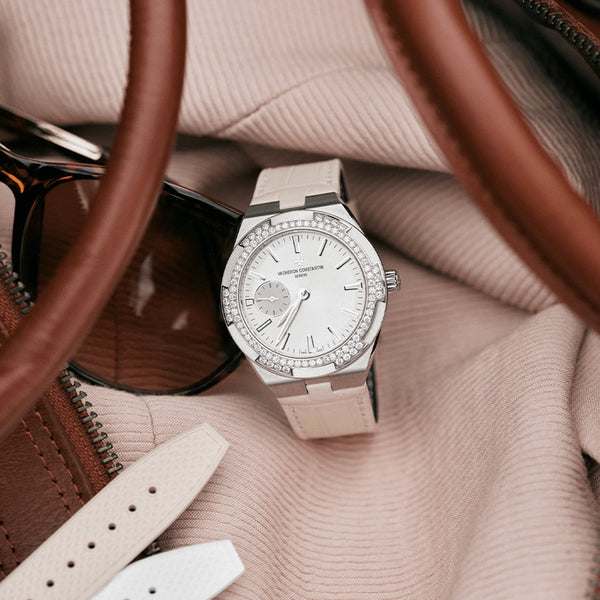 VACHERON CONSTANTIN OVERSEAS SELF-WINDING (Image 4)