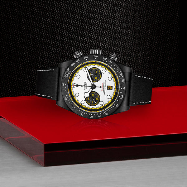 TUDOR BLACK BAY CHRONO CARBON (Image 2)