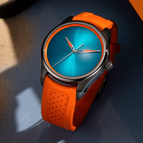 H. MOSER & CIE. PIONEER CENTRE SECONDS SPICED AQUA (Image 2)