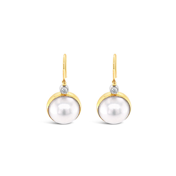 18CT YELLOW GOLD AND WHITE GOLD MABE PEARL AND DIAMOND DROP EARRINGS (Image 1)
