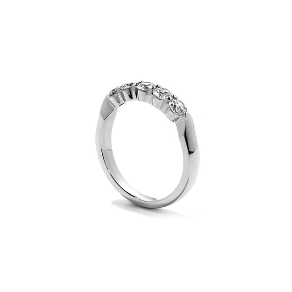 HEARTS ON FIRE 'FIVE STONE' 18CT WHITE GOLD DIAMOND BAND (Image 2)