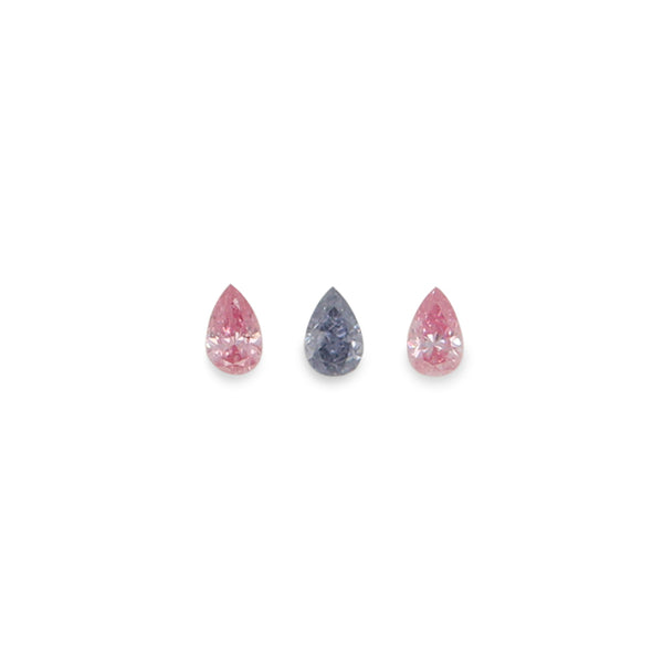 0.15CT = 3 X FANCY INTENSE VIOLETISH GREY (X2) AND FANCY INTENSE PINK (X1)/SI1 PEAR SHAPED ARGYLE PINK DIAMONDS - IGI COLLECTORS EDITION (Image 1)