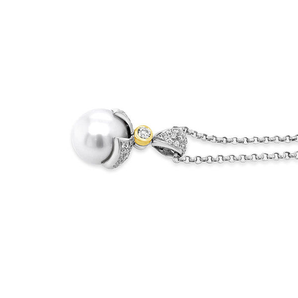18CT WHITE GOLD AND YELLOW GOLD SOUTH SEA PEARL AND DIAMOND DROP PENDANT (Image 3)