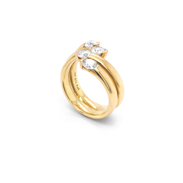 STOCKERT 18CT YELLOW GOLD AND DIAMOND RING (Image 3)