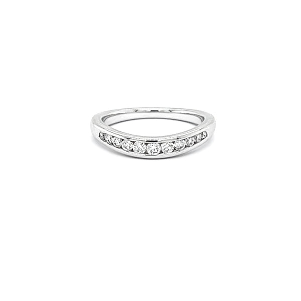 18CT WHITE GOLD CHANNEL SET WEDDING RING (Image 2)