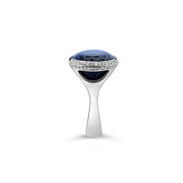 18CT WHITE GOLD IOLITE AND DIAMOND COCKTAIL RING (Image 3)