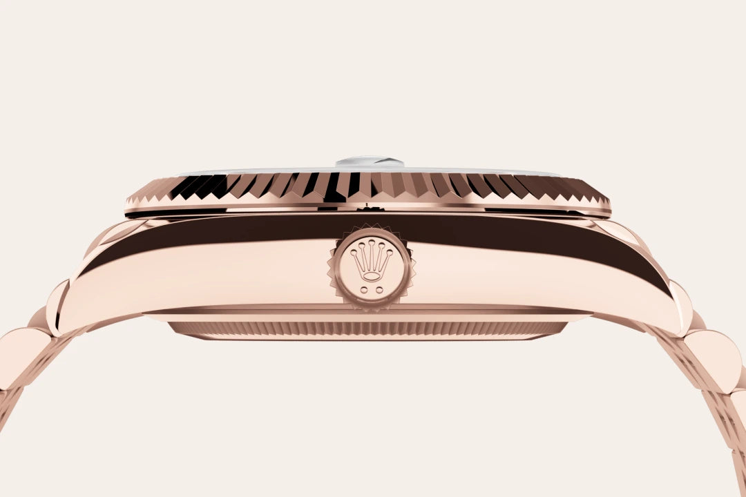 Sky-Dweller 18 ct Everose gold image